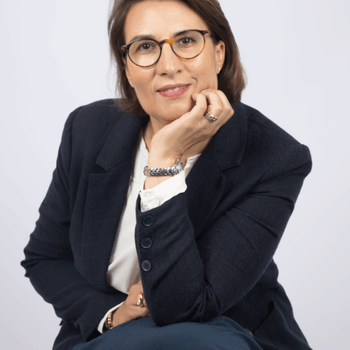 Elodie SUET est la fondatrice d'ESUET, spécialisé dans l'intelligence émotionnelle et comportementale.